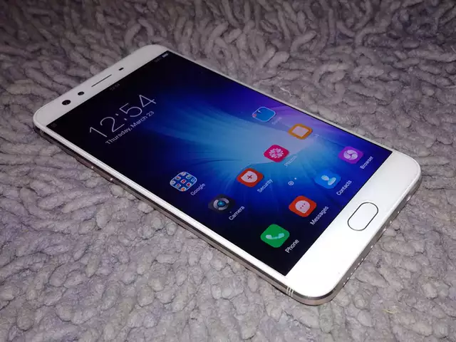 অপো F3 প্লাস (OPPO F3 PLUS)