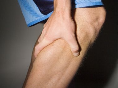 পায়ের ব্যথা কমাতে আপেল সাইডার ভিনিগারঃ