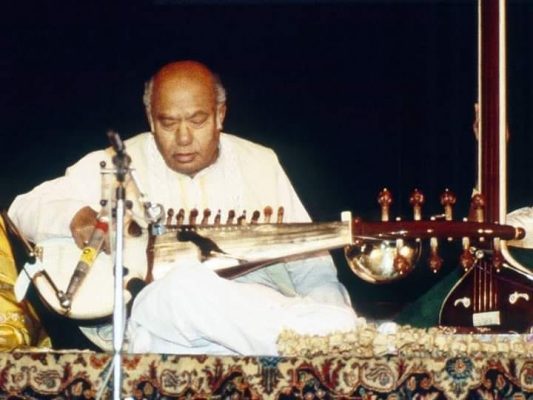 আলী আকবর খান