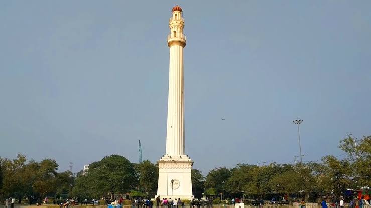 কলকাতার শহীদ মিনারঃ