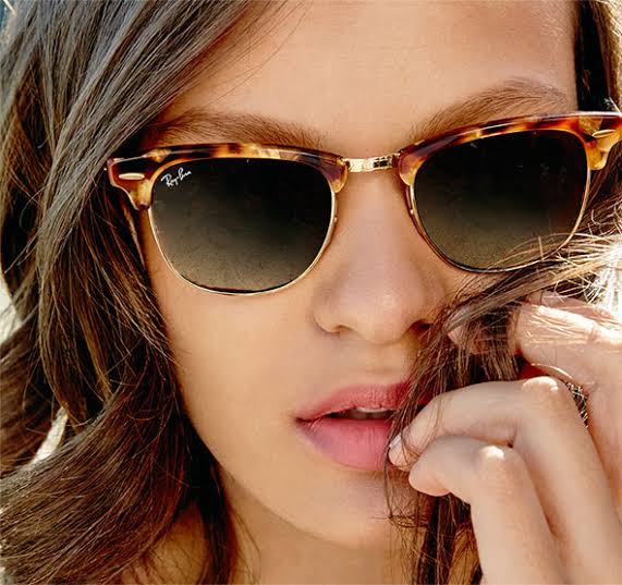 মহিলাদের জন্য ডুয়েল কালার সানগ্লাস (Dual Coloured Sunglasses For Women)