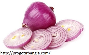 পাকা চুলের চিকিৎসা জন্য পেঁয়াজঃ