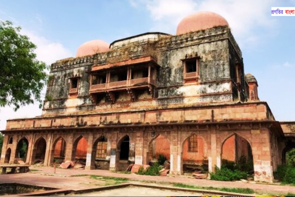 কালিয়াদেহ প্রাসাদ