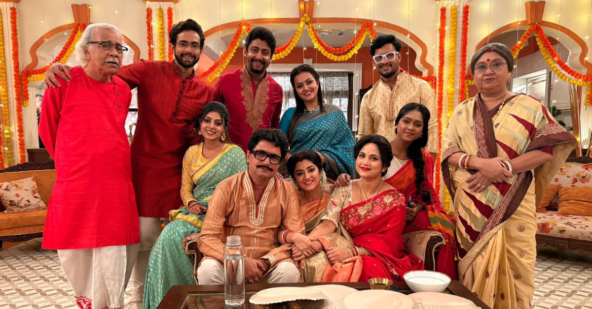কোন গোপনে মন ভেসেছে 